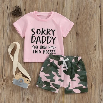 Mandızy Toddler Bebek Kız yaz giysileri 2T 3T 4T 5T Çocuklar Kız Kısa Kollu Mektup Baskı Gömlek Tops Camo şort takımı Kıyafet